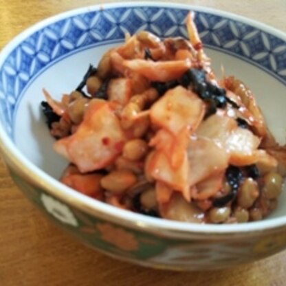レシピ参考にさせていただきました。韓国海苔の代わりにわかめを入れました。おいしかったです。